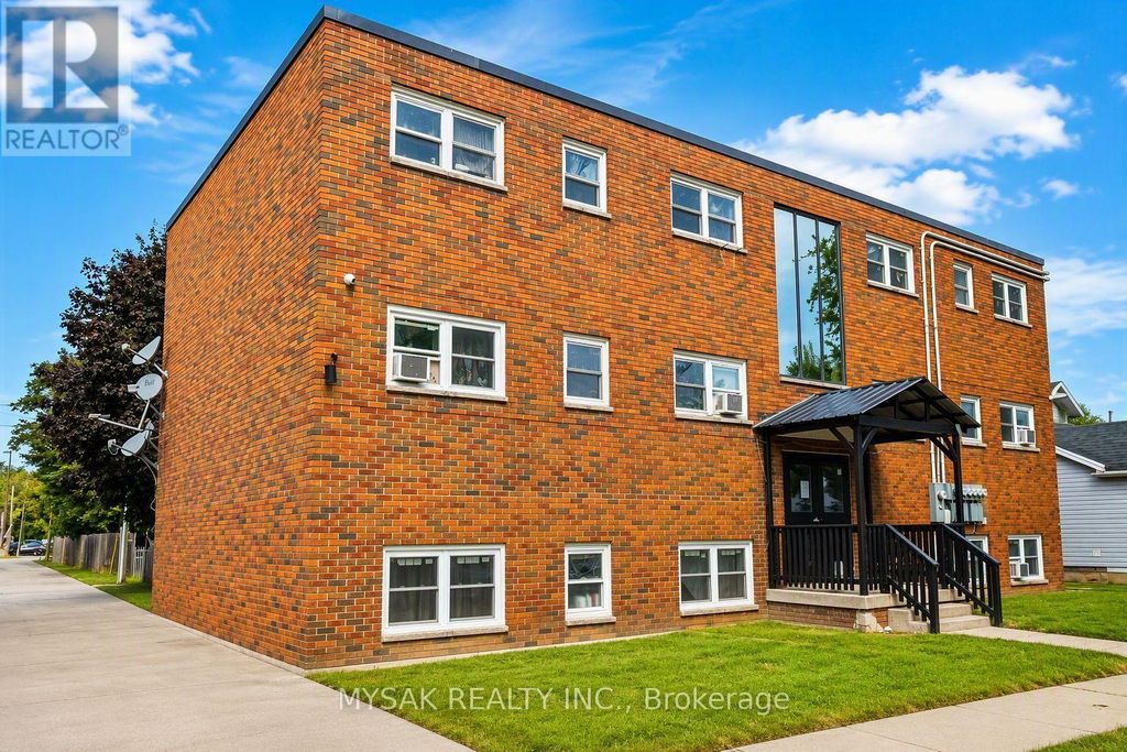 106 Lorne Avenue, Chatham-Kent (chatham)