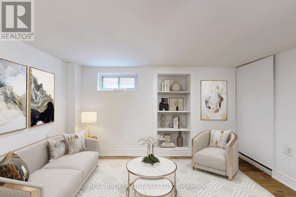 Bsmt - 102 Bowie Avenue, Toronto (briar Hill-Belgravia)