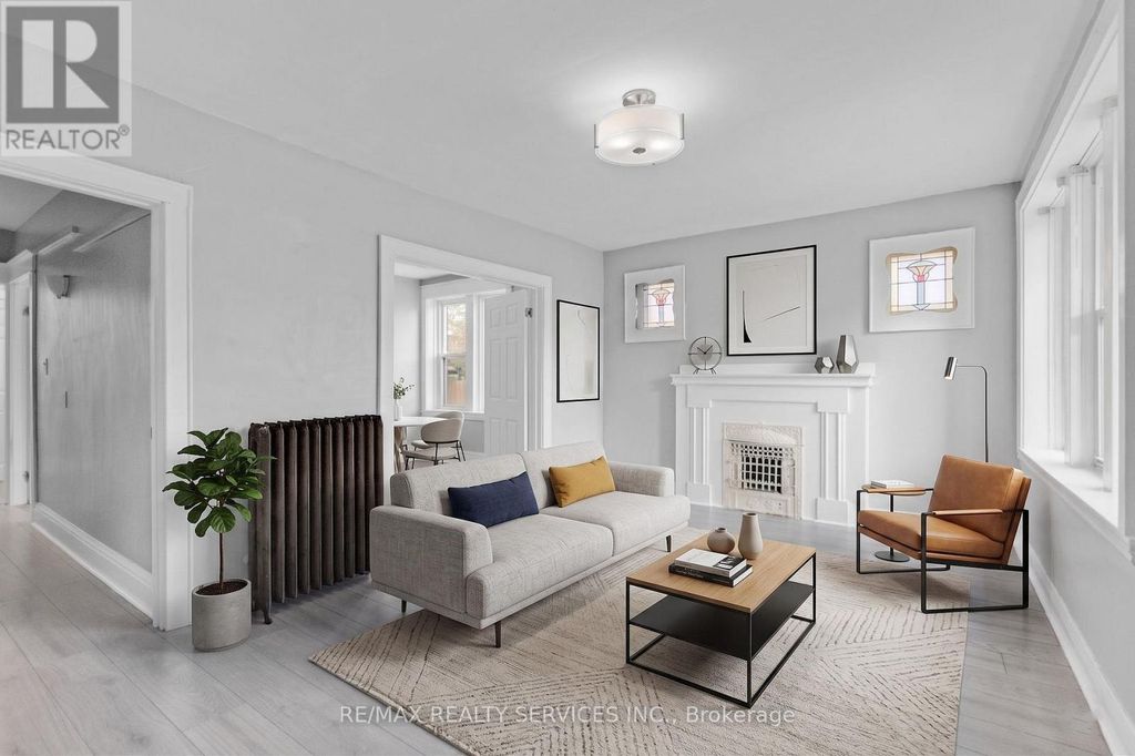 8 - 5 Fairholt Road N, Hamilton (stipley)