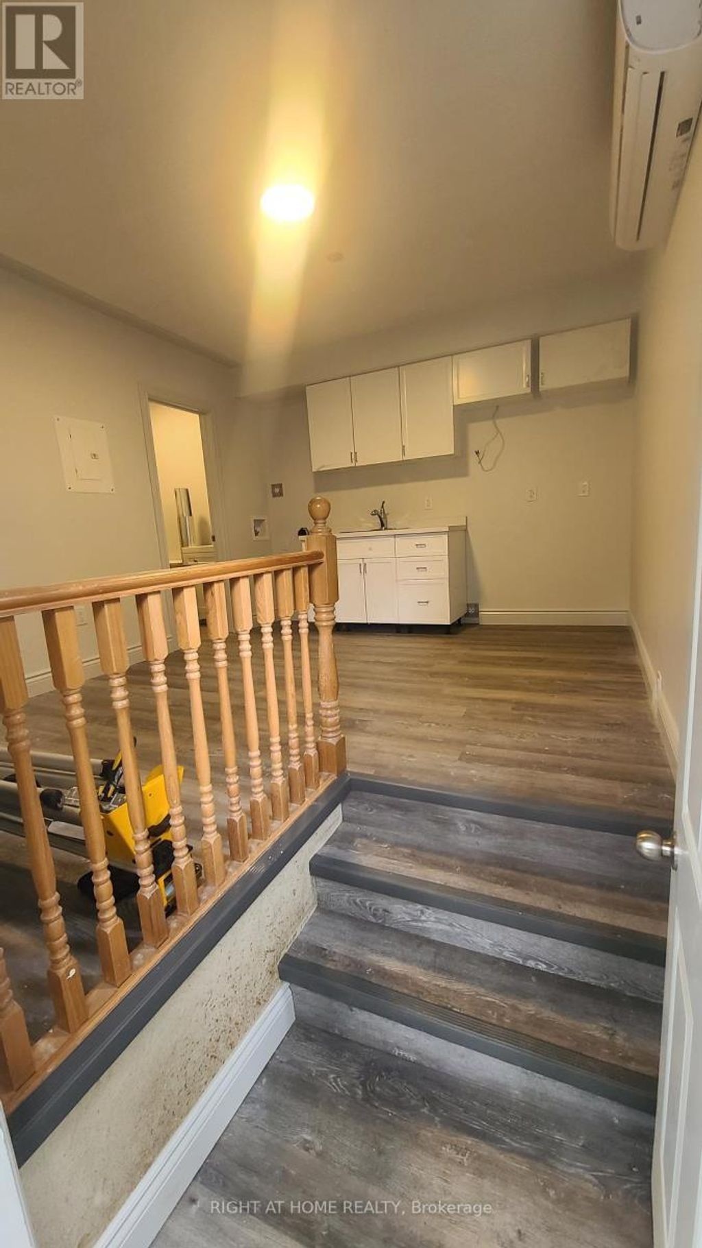 Back Unit - 639 Ontario Street, Stratford