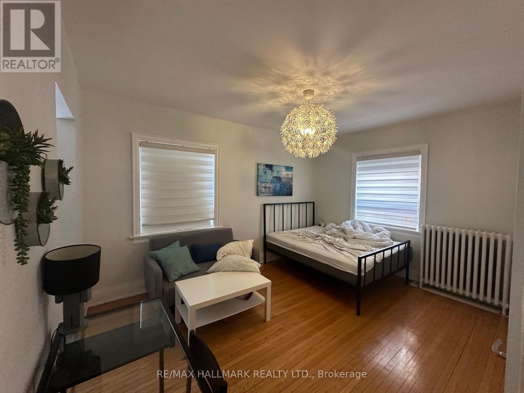 9 - 595 St Clair Avenue W, Toronto (wychwood)