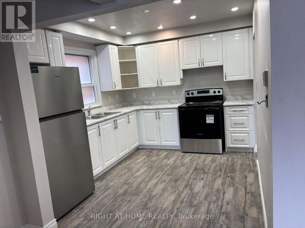 Main - 513 Oakwood Avenue, Toronto (oakwood Village)
