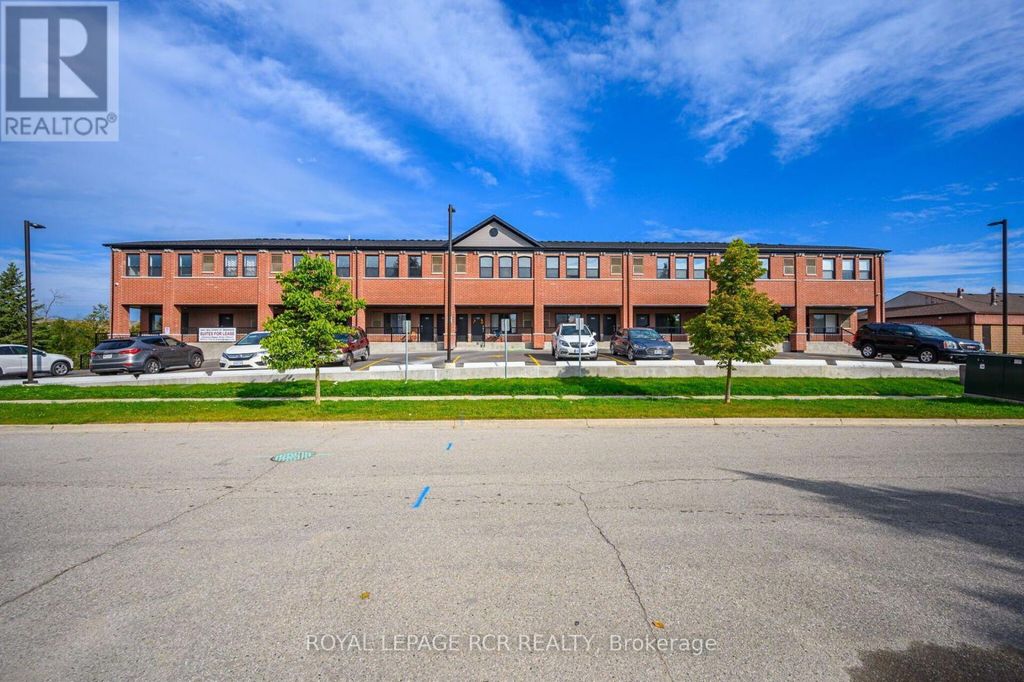 305 - 15 Brenda Boulevard, Orangeville