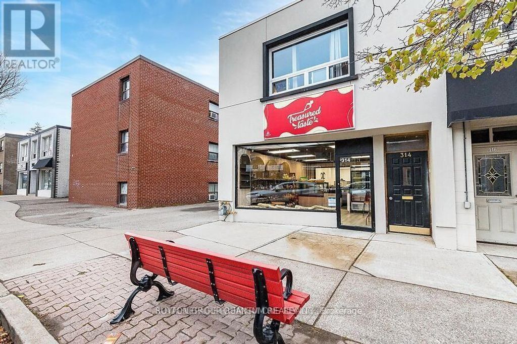 Upper Apt #2 - 314 Lakeshore Road E, Mississauga (port Credit)