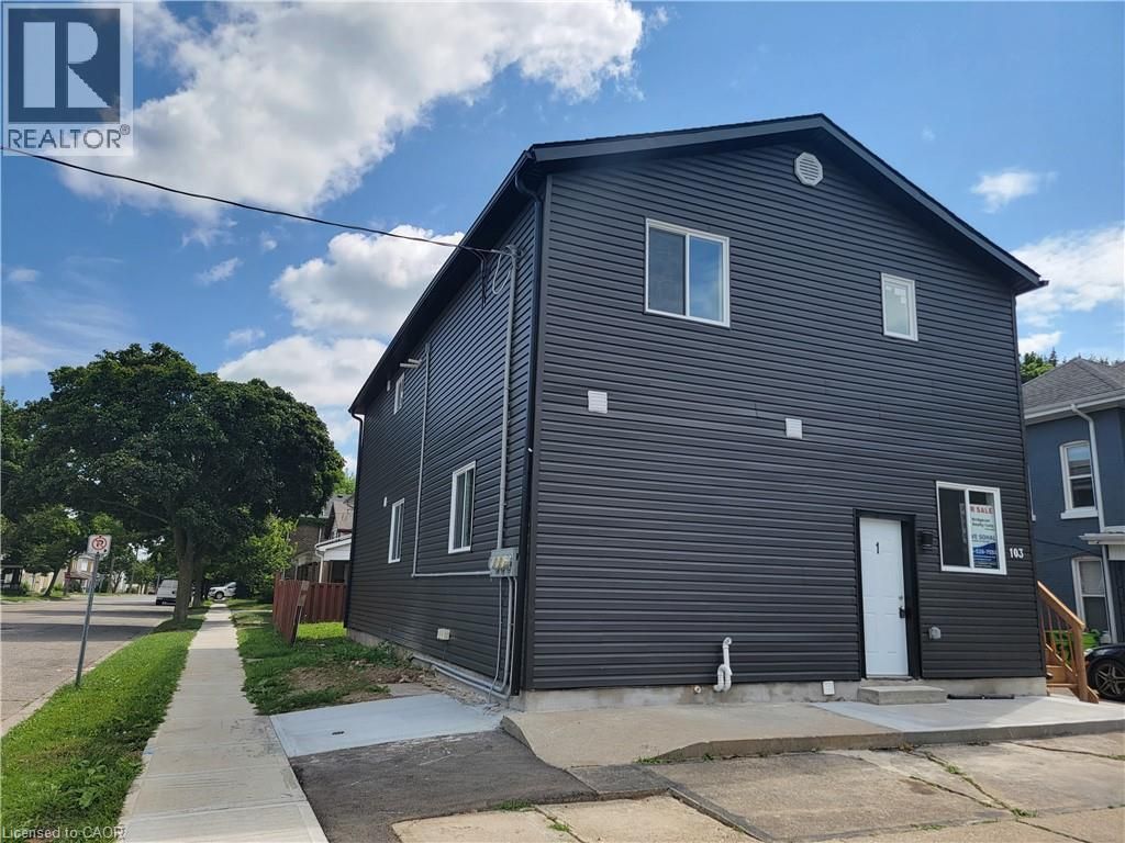 103 Peel Street, Brantford