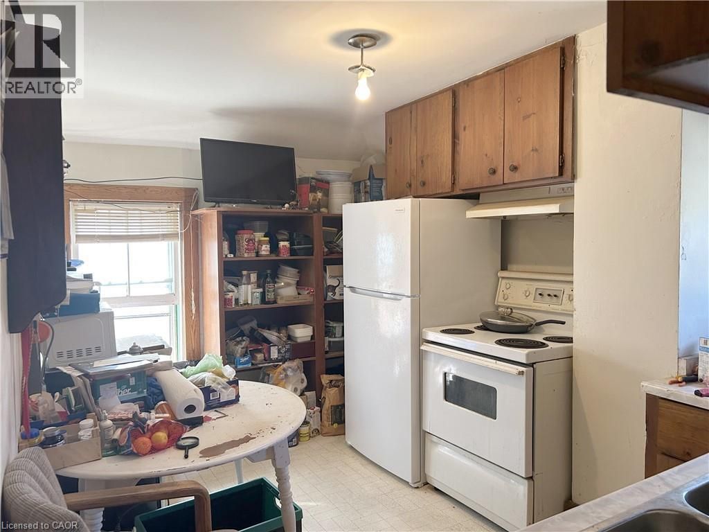 100 - 102 Stanley Street, Simcoe