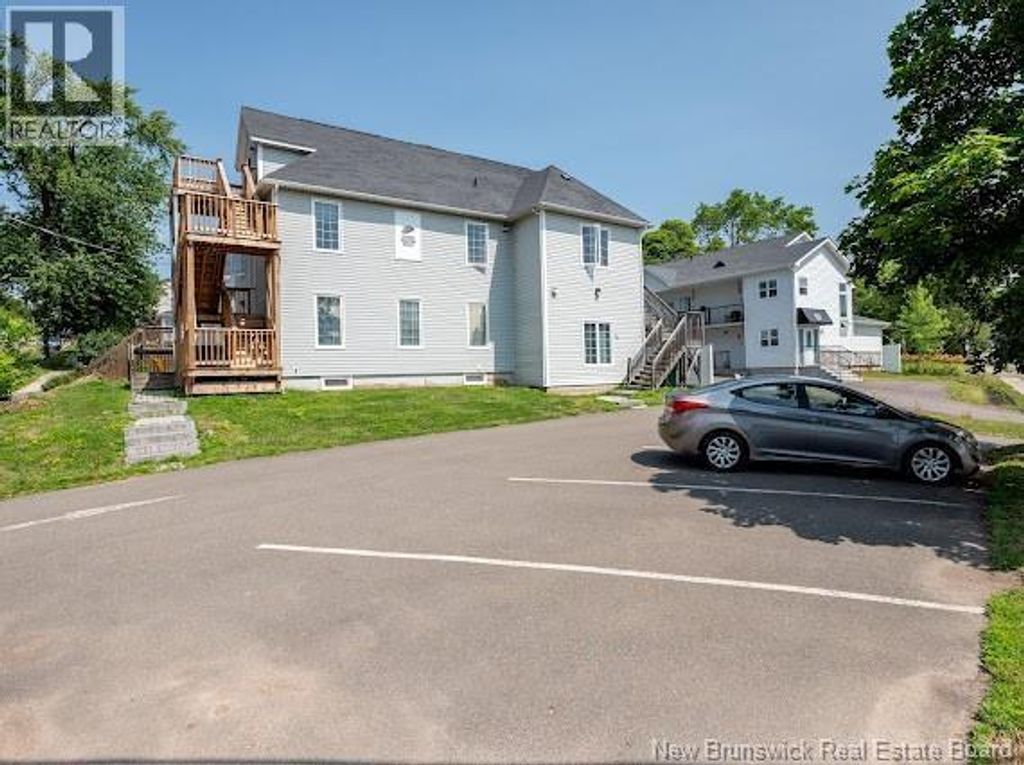 33 Braemar, Moncton