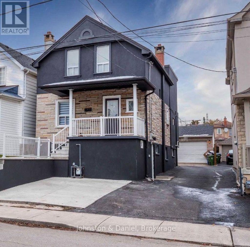 Lower - 169 Chambers Avenue, Toronto (keelesdale-Eglinton West)