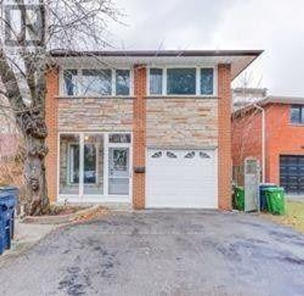 208 Lake Promenade, Toronto (long Branch)