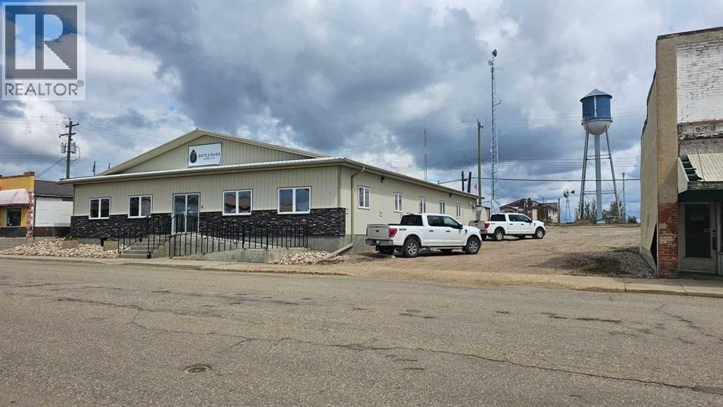 4913 Victora Avenue, Coronation