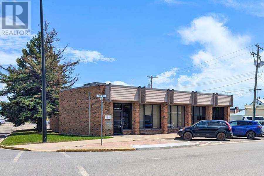 5018 2nd St. W, Claresholm
