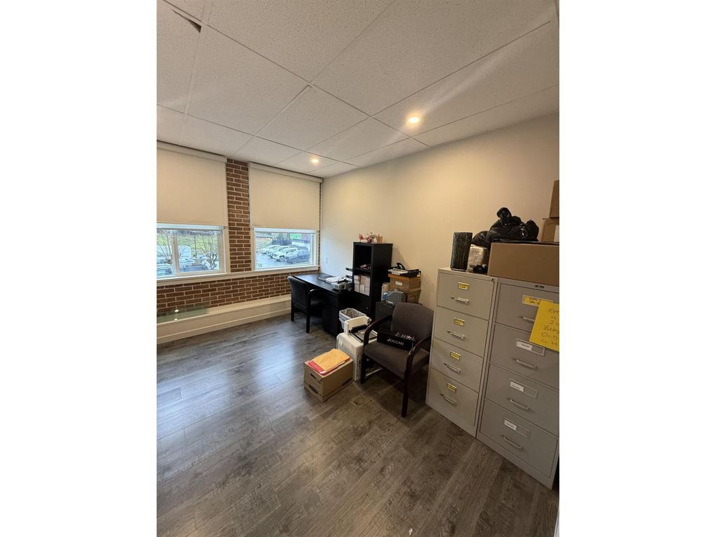 204 2469 Montrose Avenue, Abbotsford