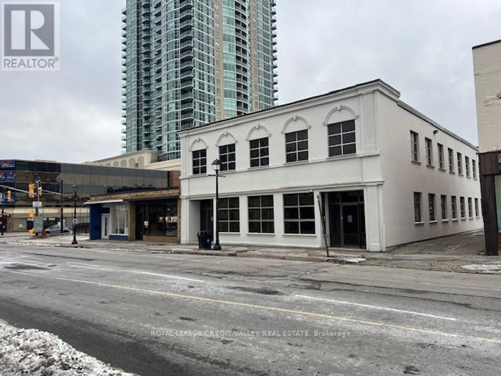 203 - 32 Queen Street W, Brampton (downtown Brampton)