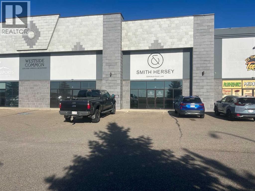 104 And 105, 2201 Box Springs Boulevard Nw, Medicine Hat