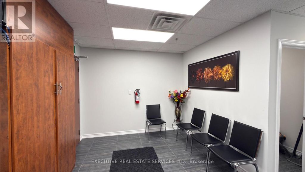 213 - Room 2 And Room 4 - 4515 Ebenezer Road, Brampton (bram East)