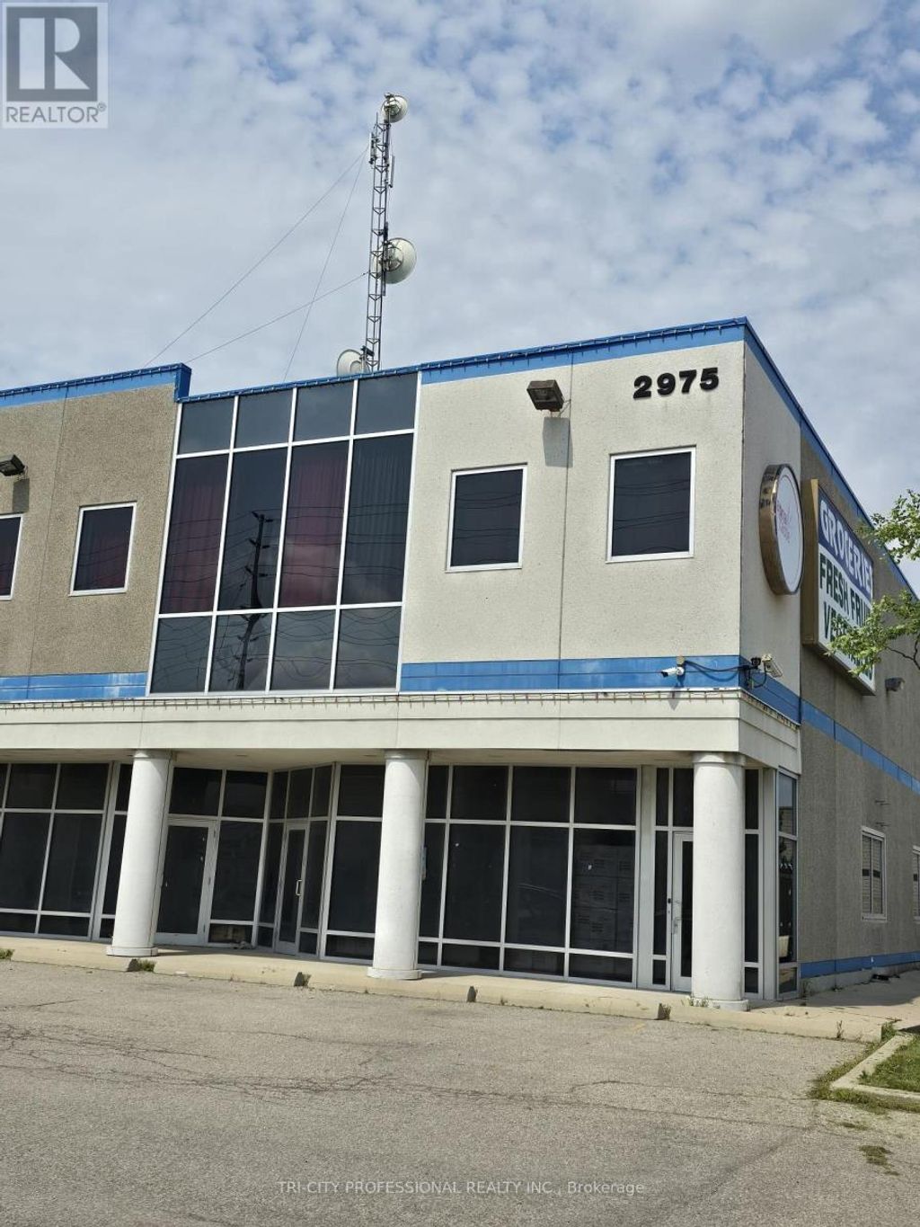 217 - 2975 Drew Road, Mississauga (malton)