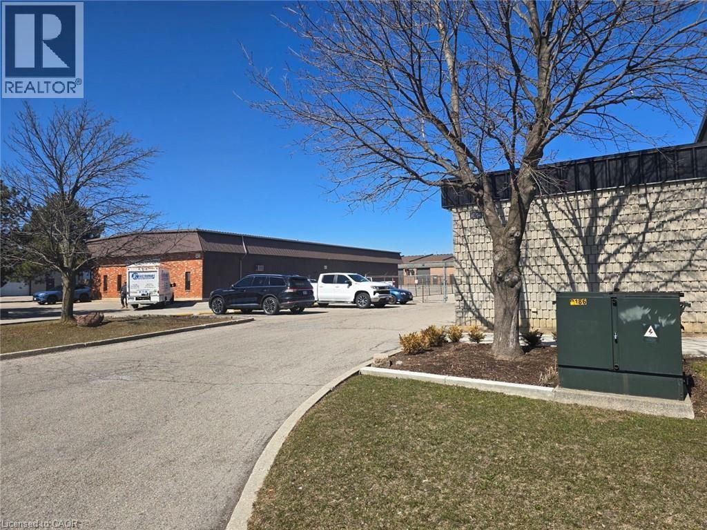 145 Lancing Drive, Hamilton