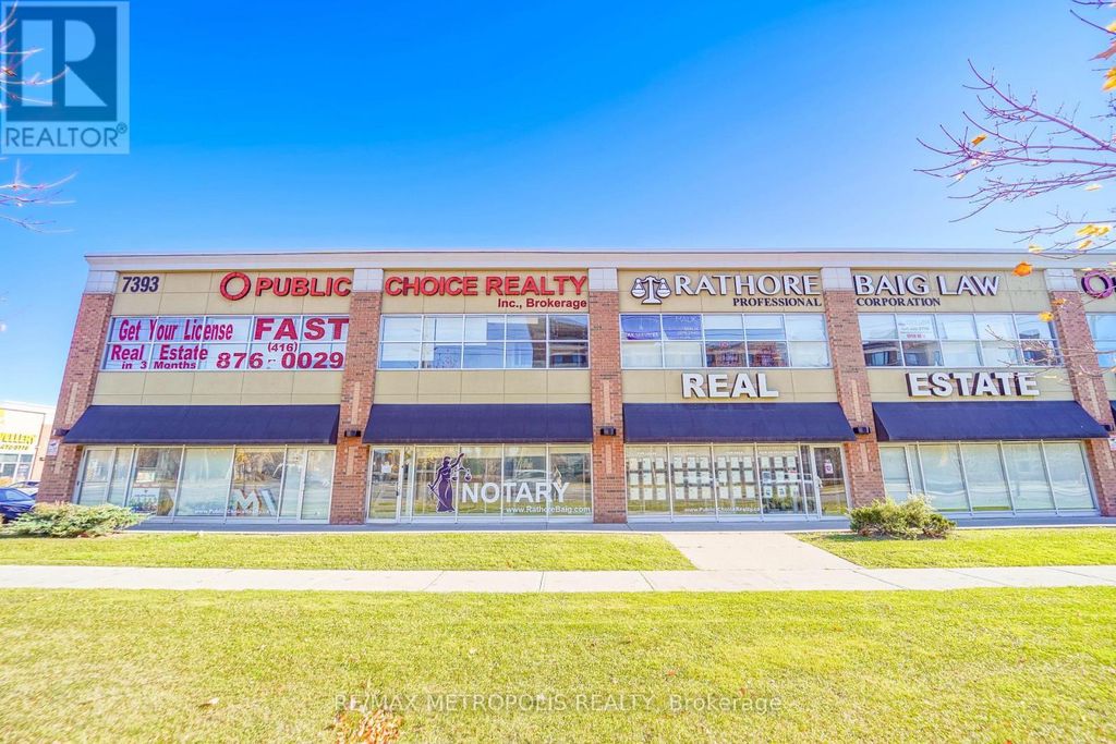 90uab - 7393 Markham Road, Markham (cedarwood)