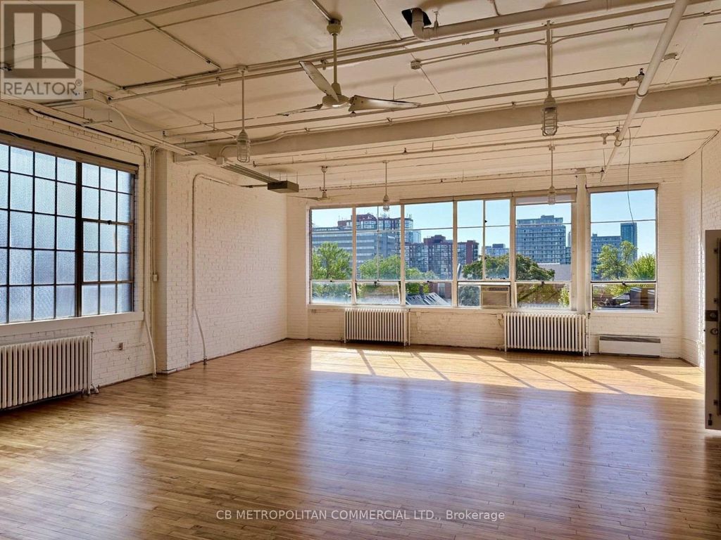 401 - 688 Richmond Street W, Toronto (niagara)