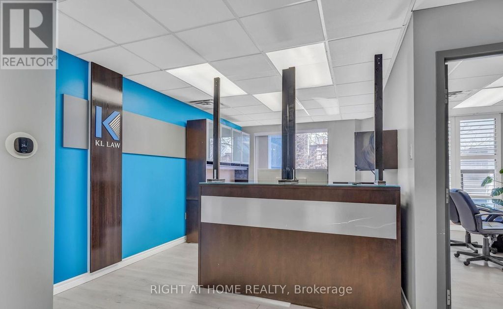 106 - 99 Holland Avenue, Ottawa