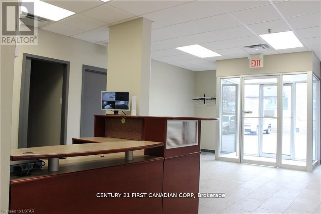 A-1 - 573 Horton Street E, London East (east K)
