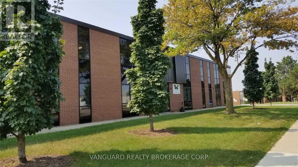 22 - 375 Canarctic Drive, Toronto (york University Heights)
