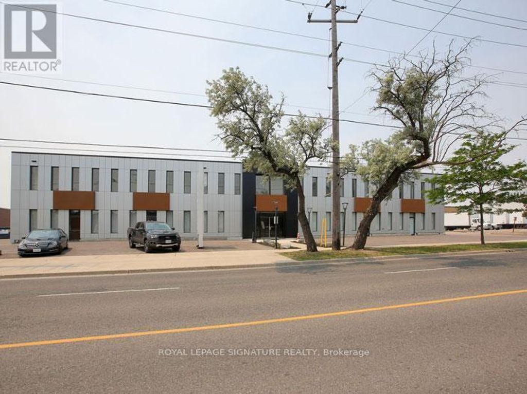 1b - 120 Norfinch Drive, Toronto (black Creek)
