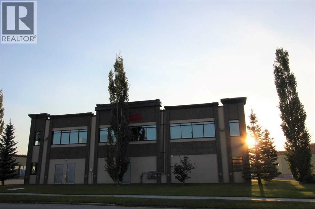 201, 11731 105 Street, Grande Prairie
