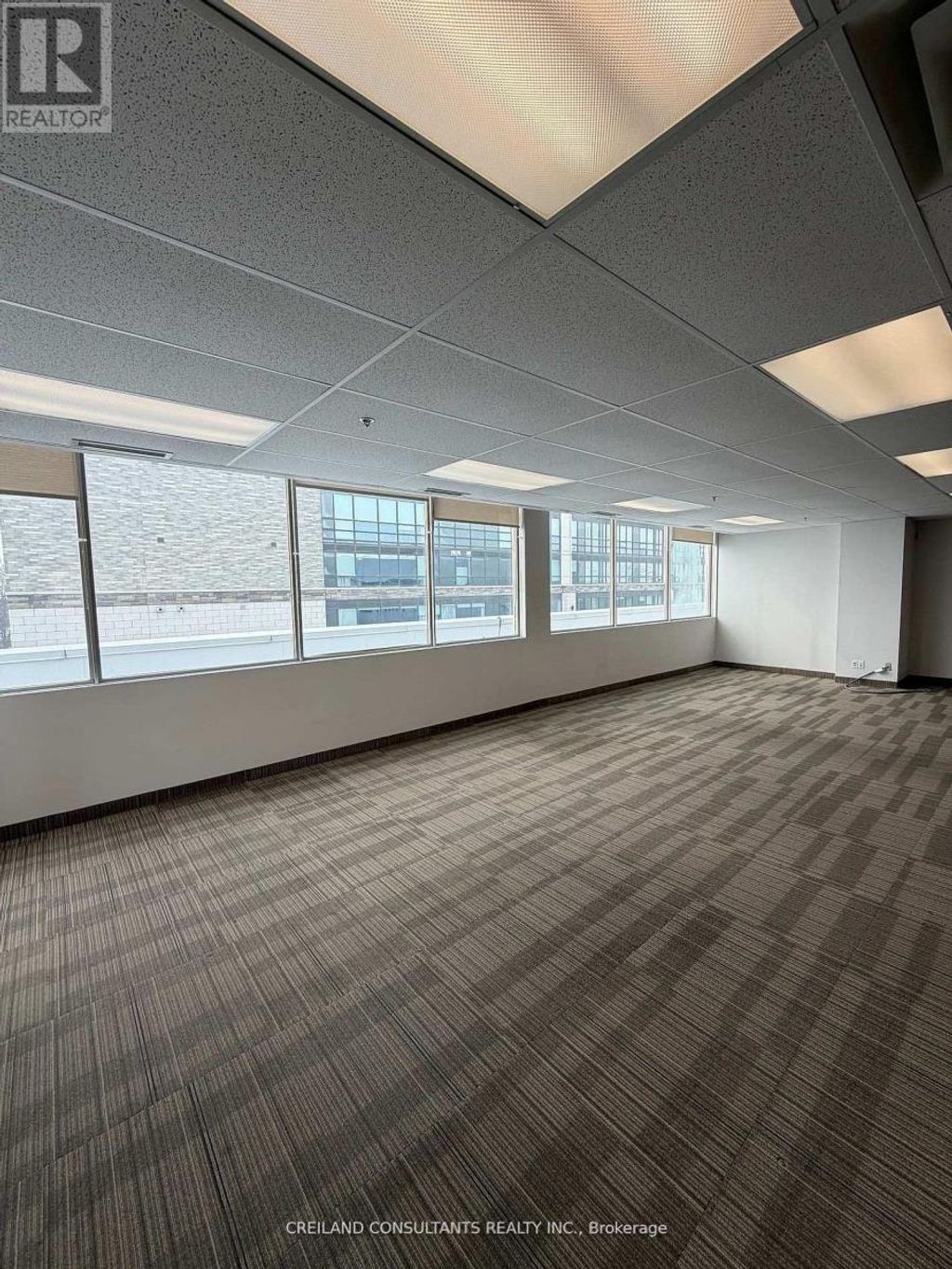 208b - 1 Rossland Road W, Ajax (central)