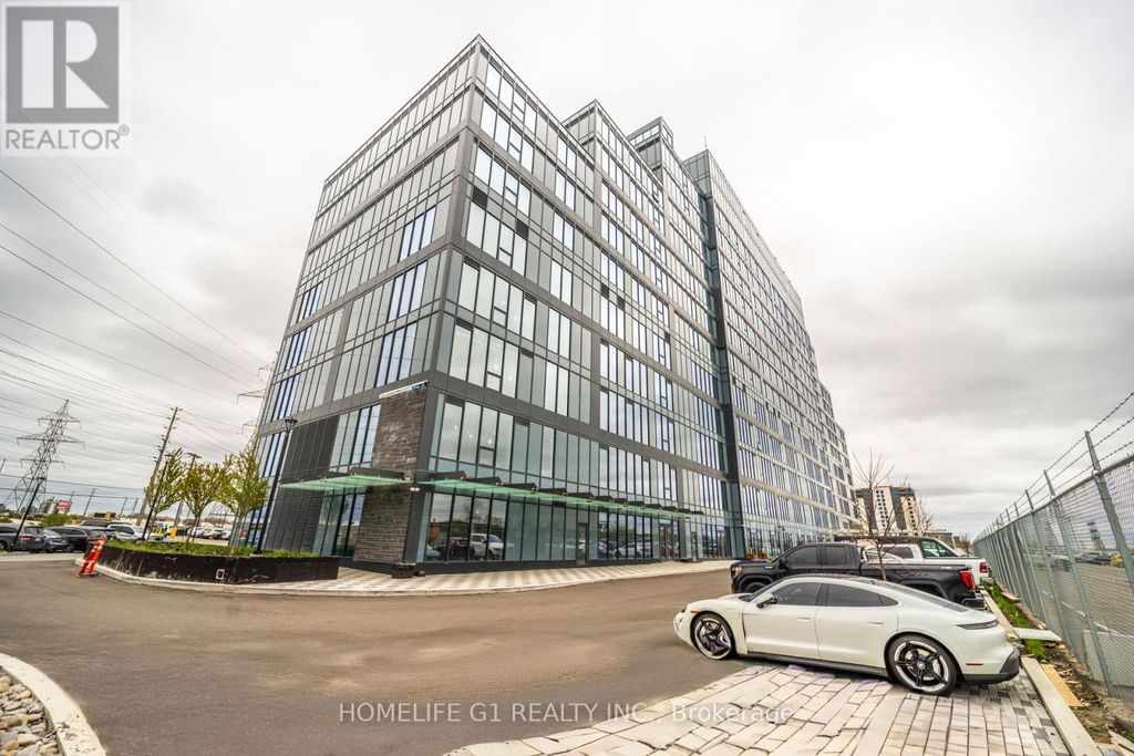 324 - 600 Dixon Road, Toronto (west Humber-Clairville)