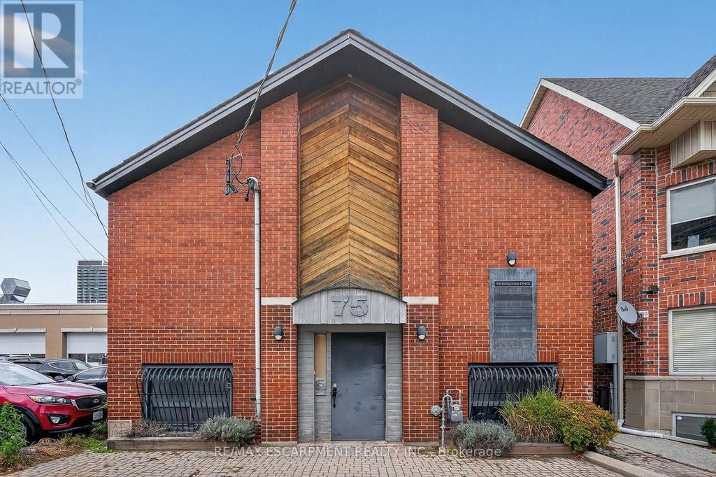 75 Young Street, Hamilton (corktown)