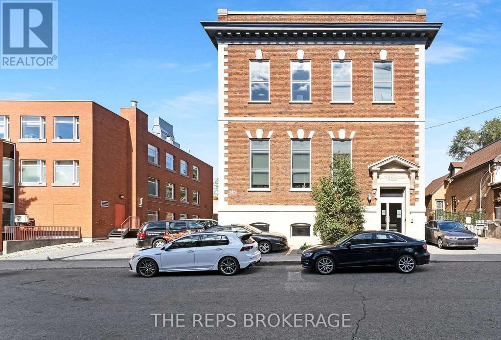 43 Eccles Street, Ottawa