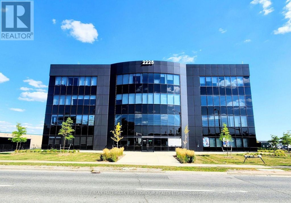 102 - 2225 Markham Road, Toronto (rouge)