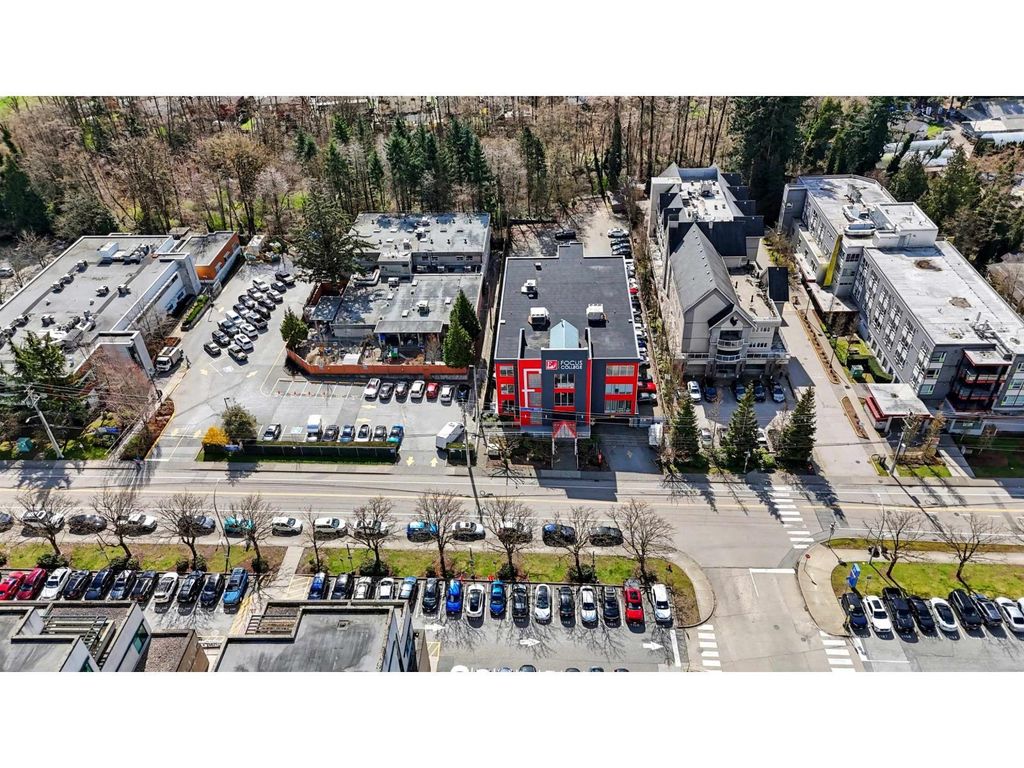 105 13710 94a Avenue, Surrey
