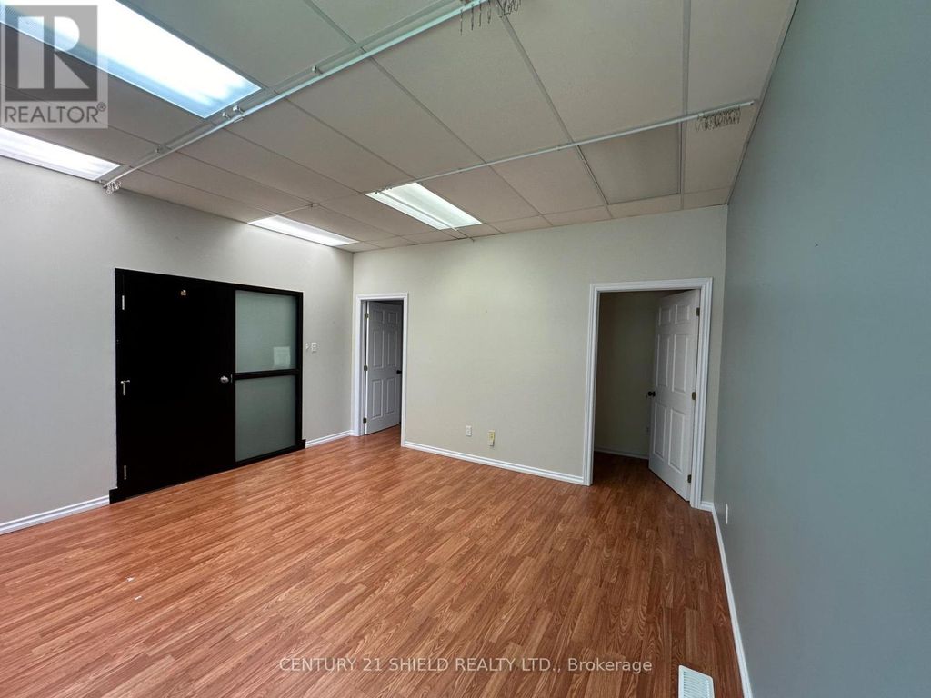 2 - 305 Baldwin Avenue, Cornwall
