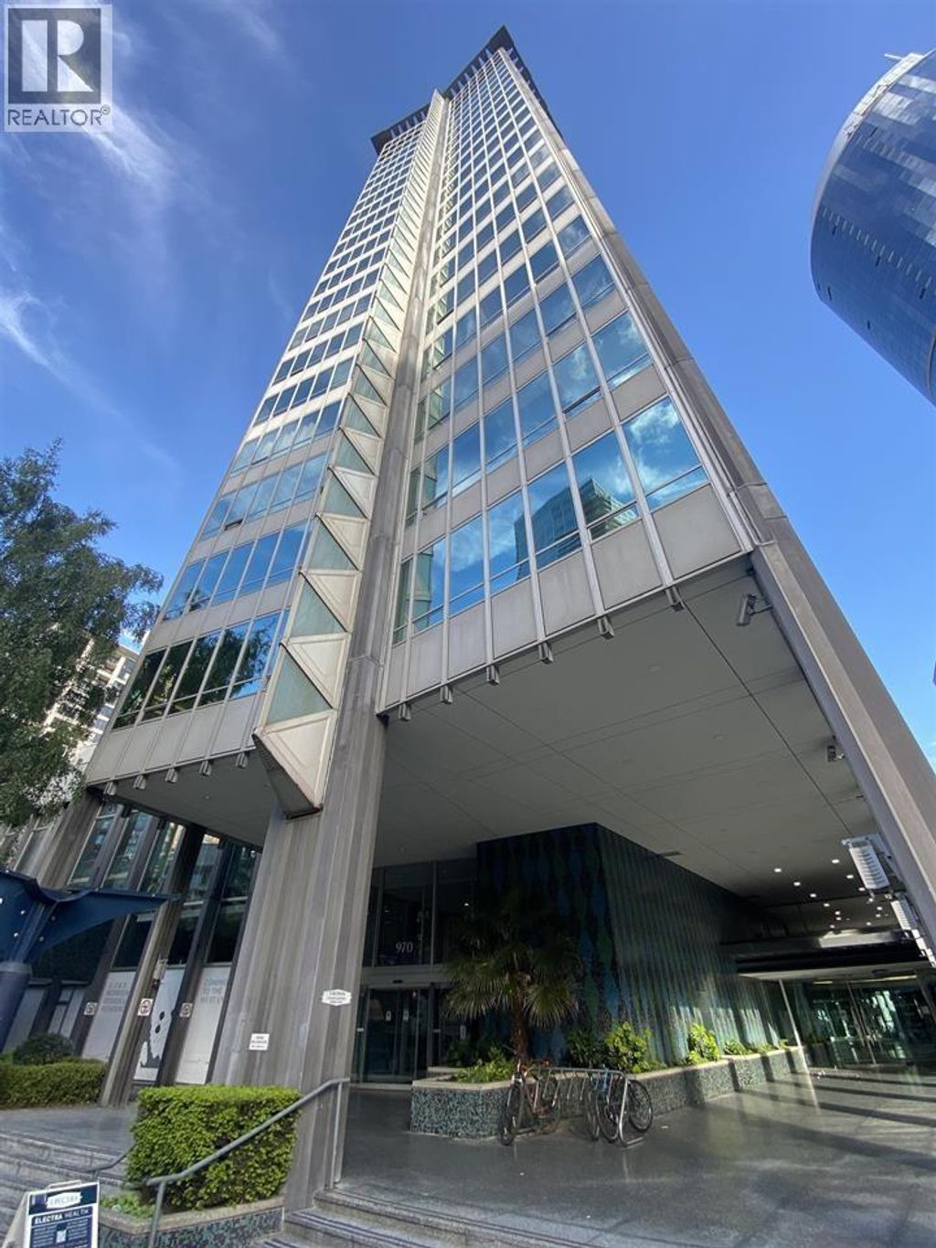 219 970 Burrard Street, Vancouver