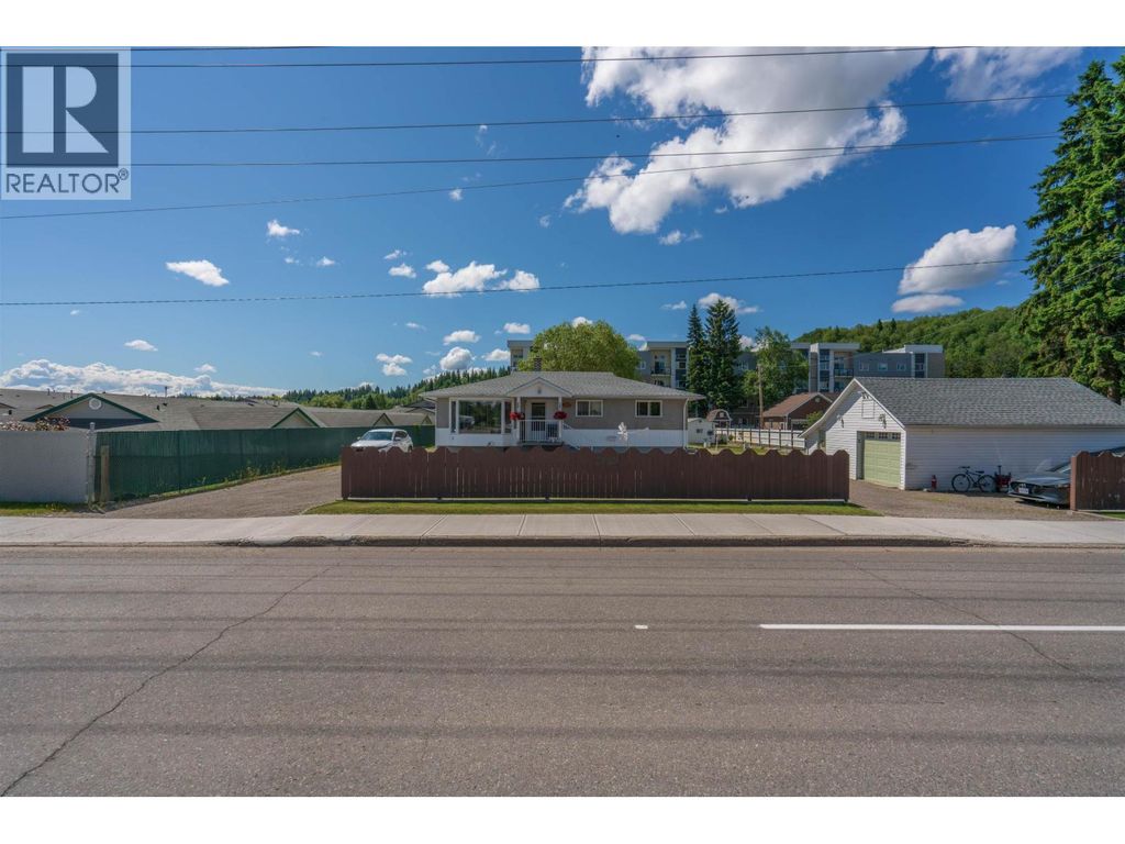 2923 Ferry Avenue, Prince George