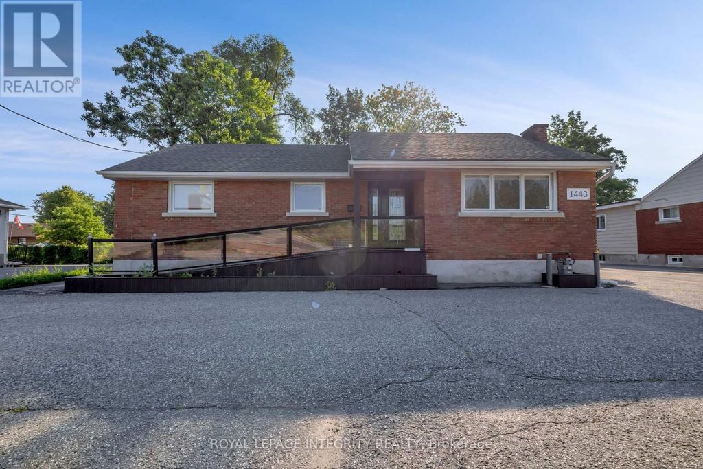 1443 Woodroffe Avenue, Ottawa