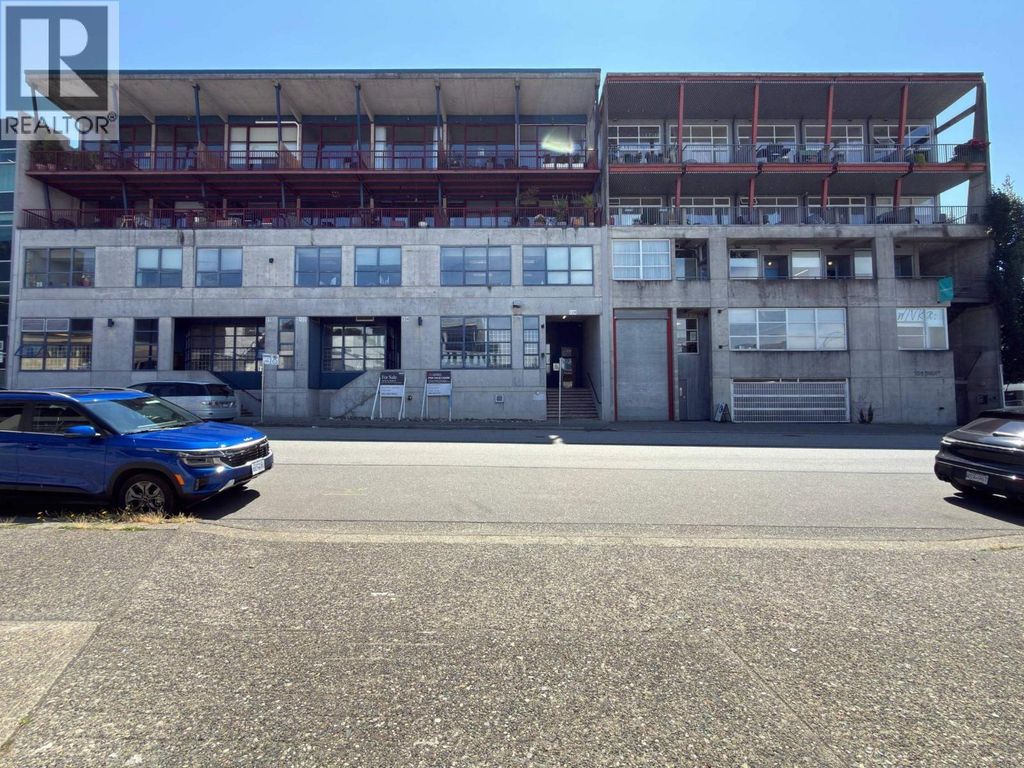 210 128 W 6th Avenue, Vancouver