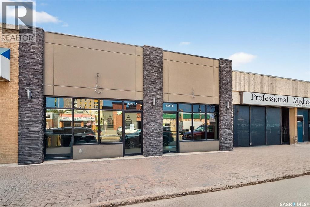526 Main Street N, Moose Jaw