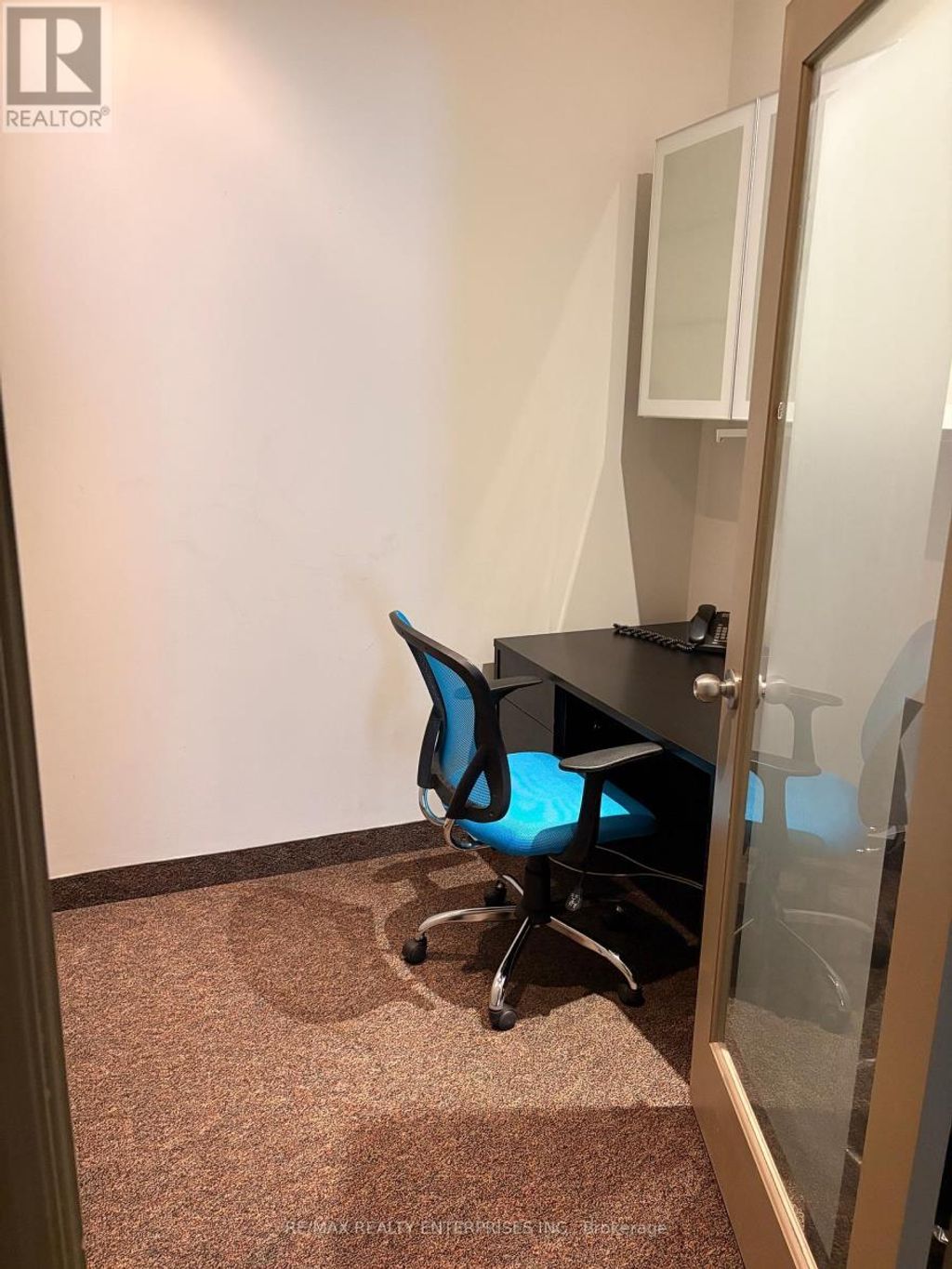 C-14 - 125 Lakeshore Road E, Mississauga (port Credit)