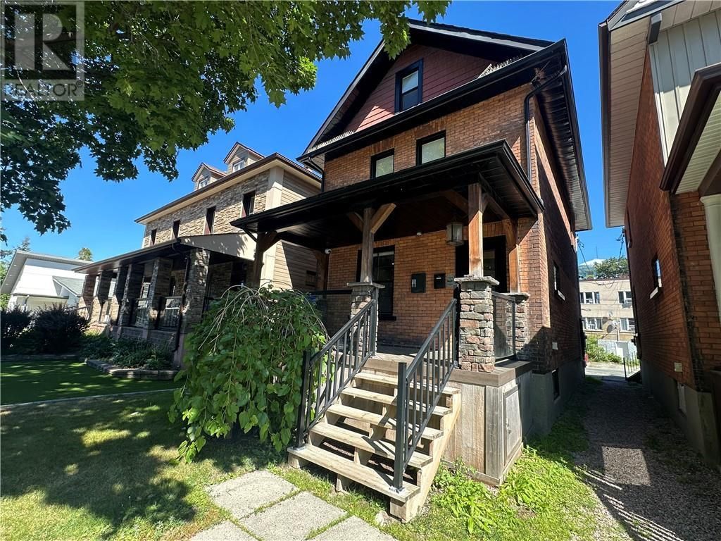 276 Larch Street Unit# Suite 1, Sudbury