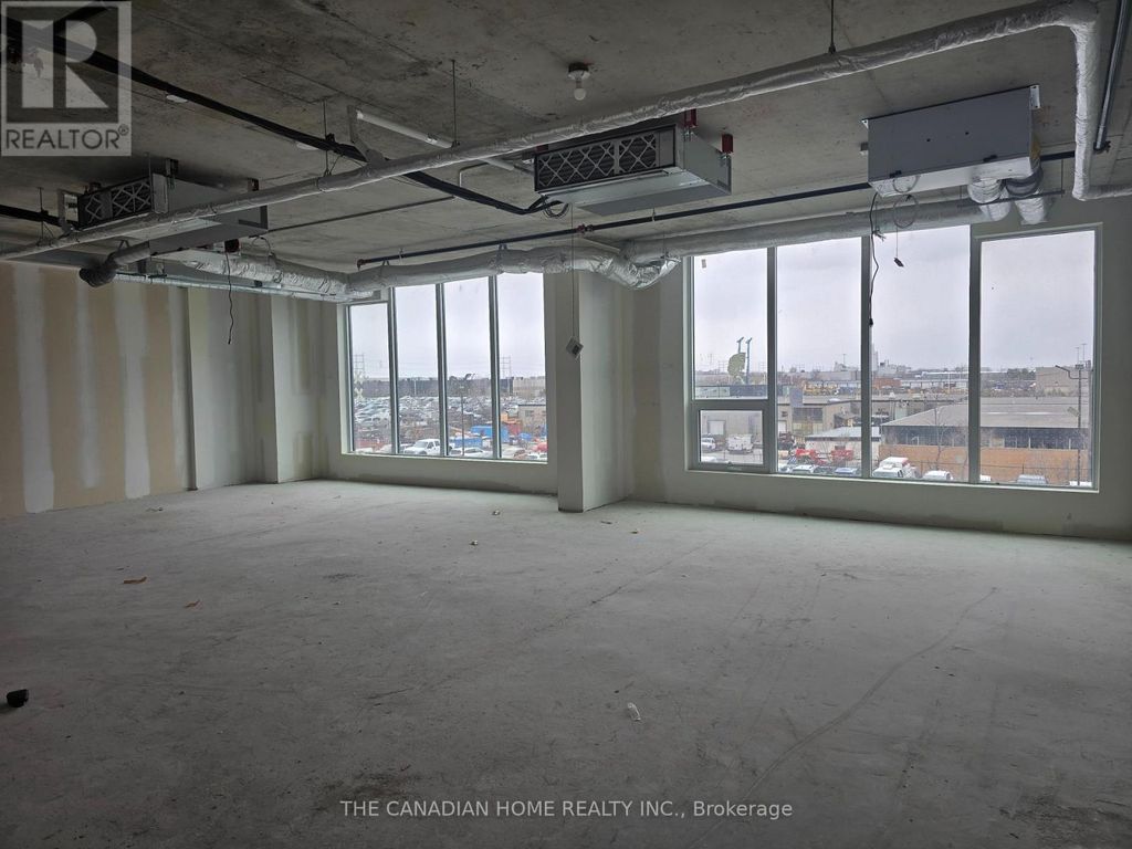 227 - 600 Dixon Road, Toronto (west Humber-Clairville)
