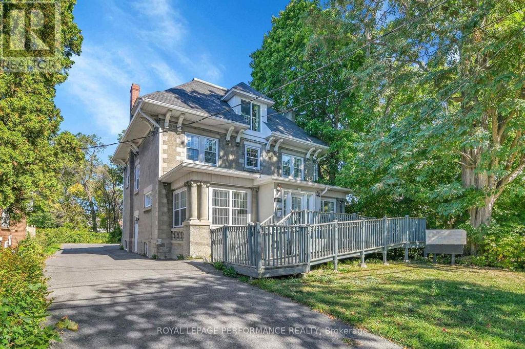 117 First Street E, Cornwall