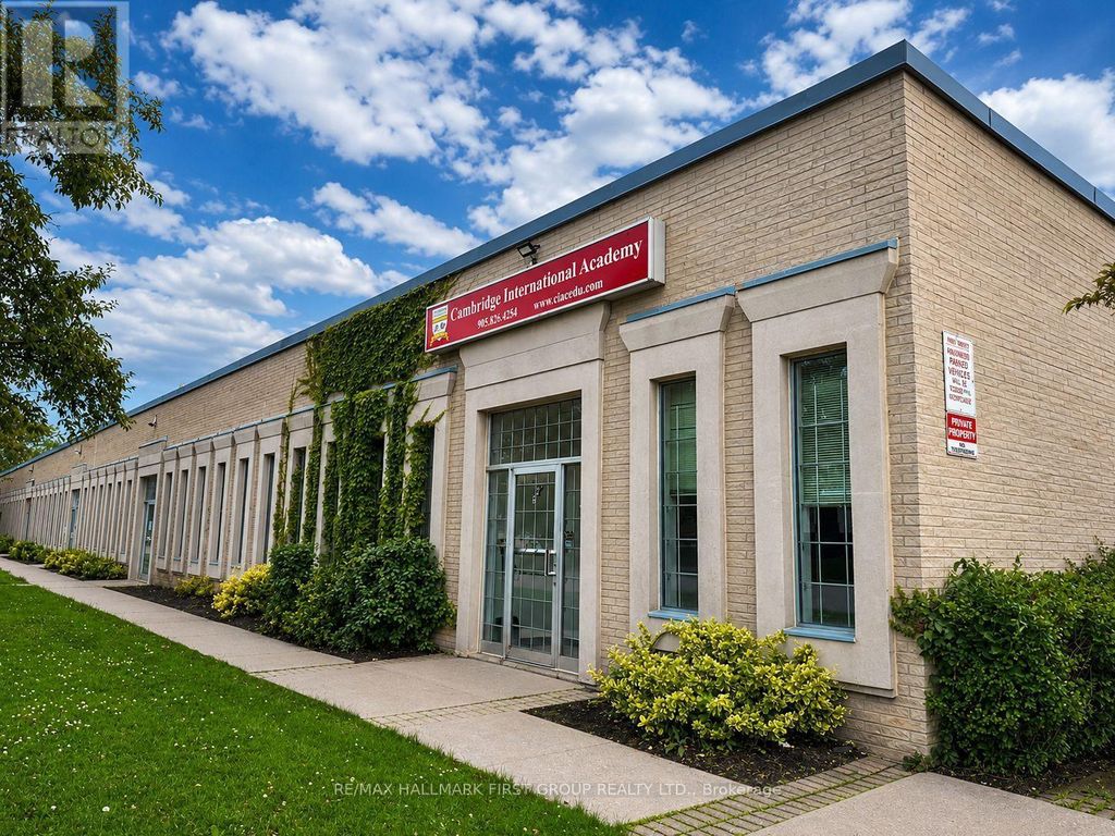 126 Commercial Avenue, Ajax (south West)