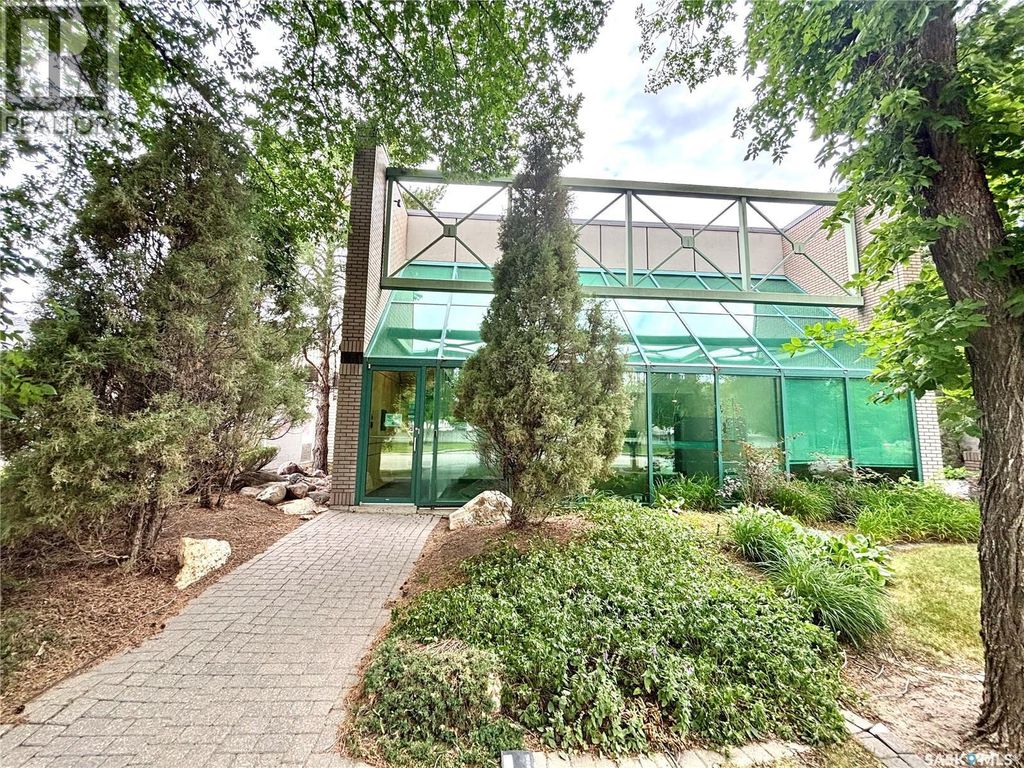 714 Duchess Street, Saskatoon