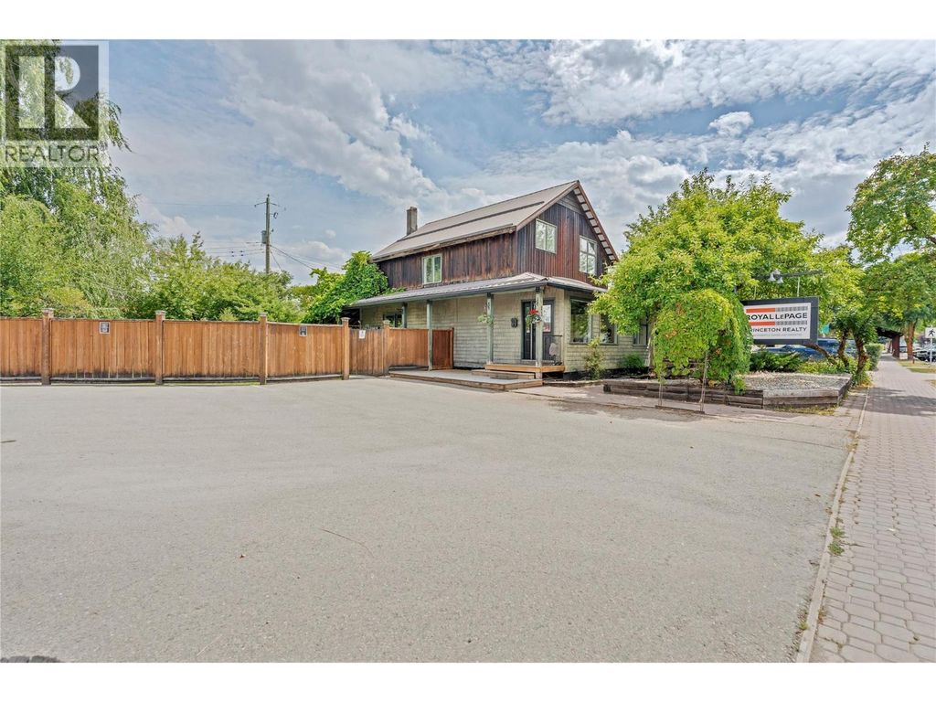 136 Vermilion Avenue, Princeton
