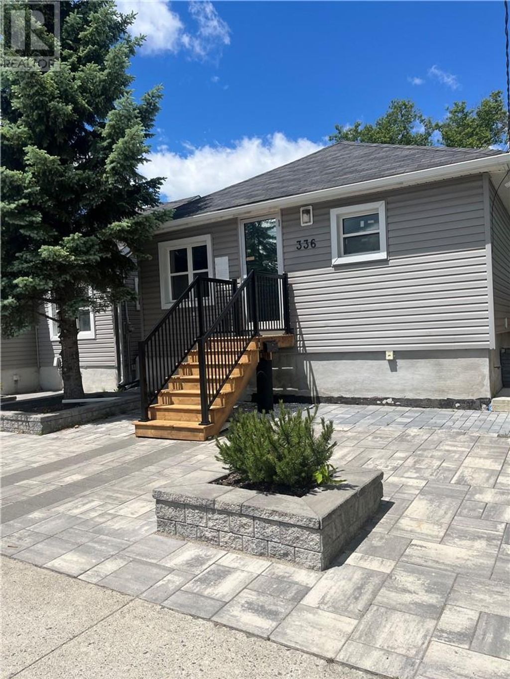 336 Riverside, Sudbury