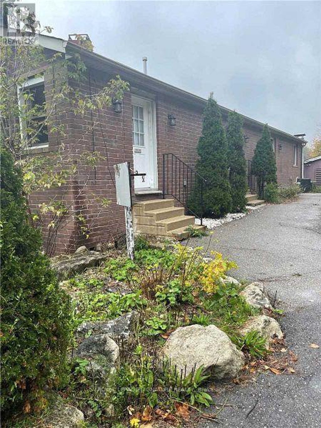 2b - 43 Main Street S, Milton (campbellville)