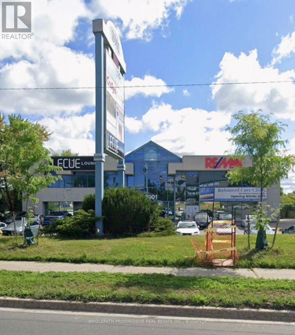 219 - 8901 Woodbine Avenue, Markham (buttonville)